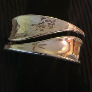 Handmade Splendor Bracelet...